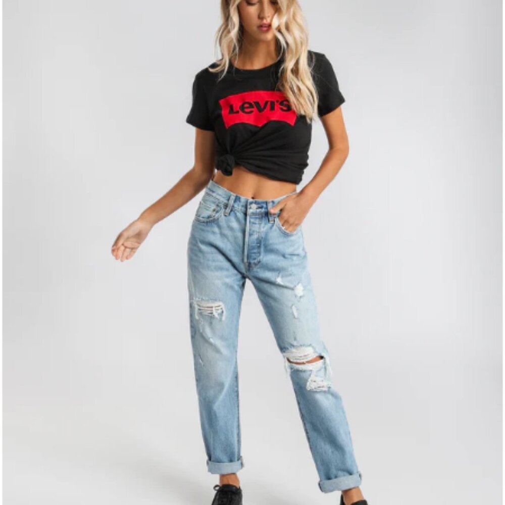 Levi's 501 Original Jeans Ankle Distressed Light Wash Button Front 25